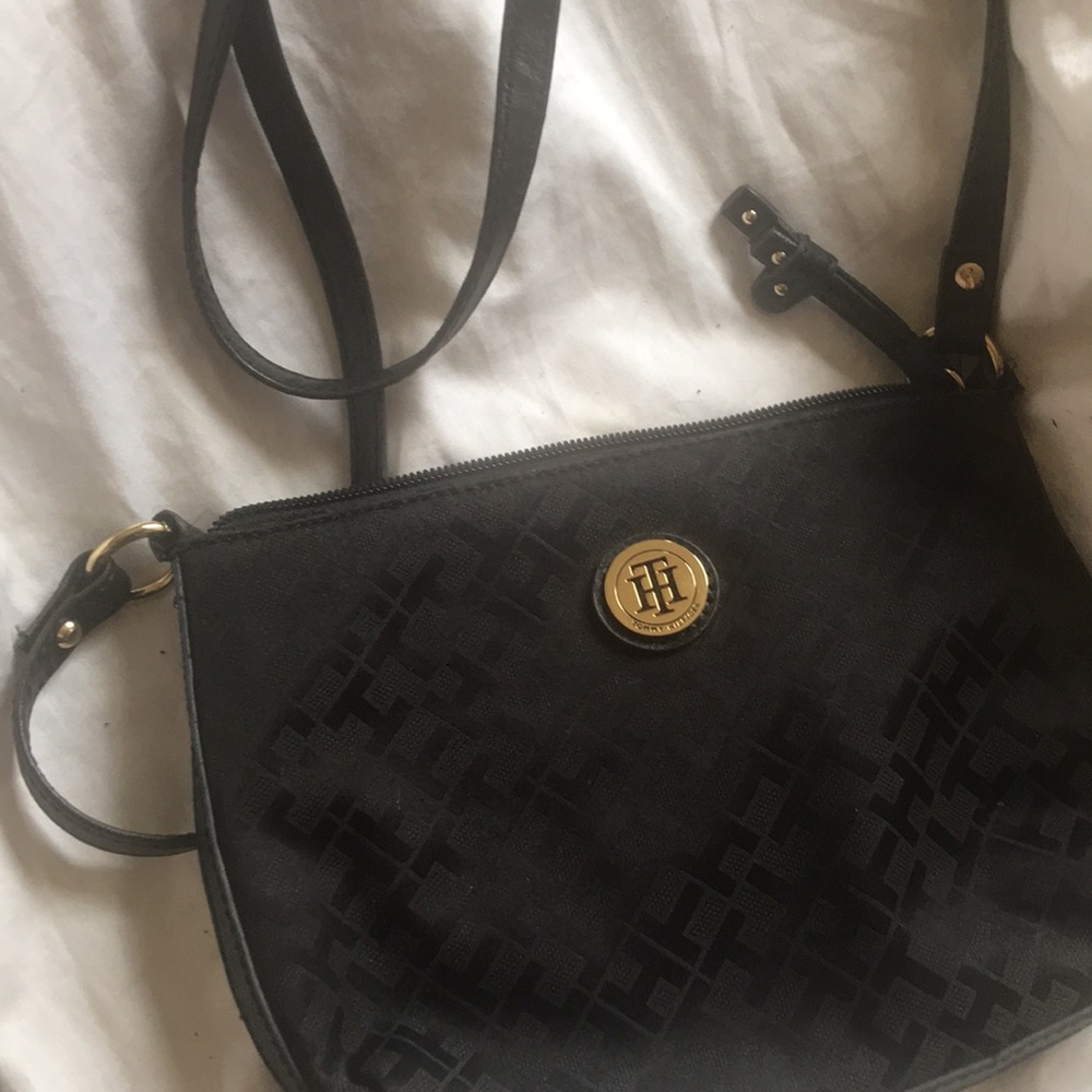 Tommy Hilfiger bag